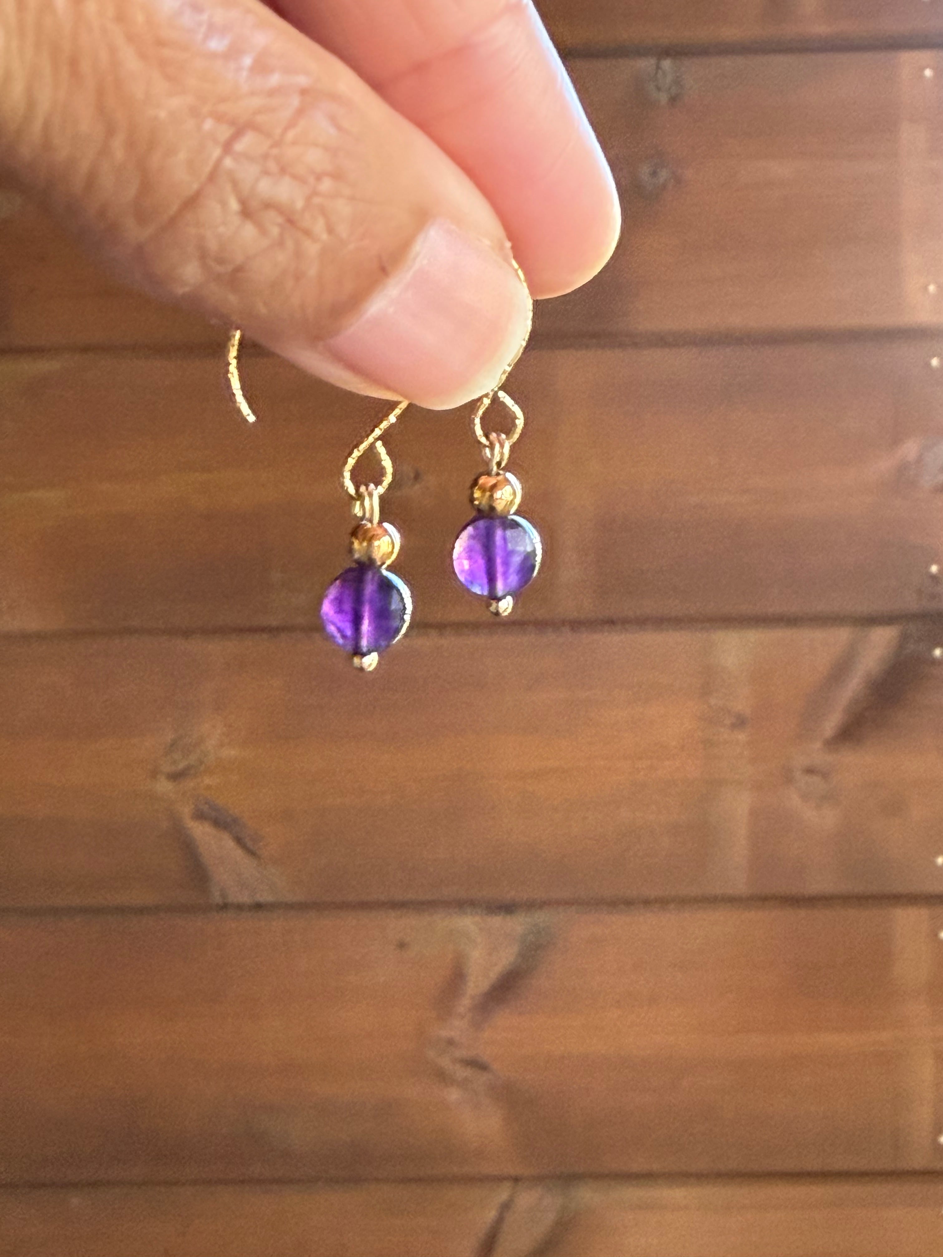 Boucles d’oreilles Améthyste & Hématite Dorée