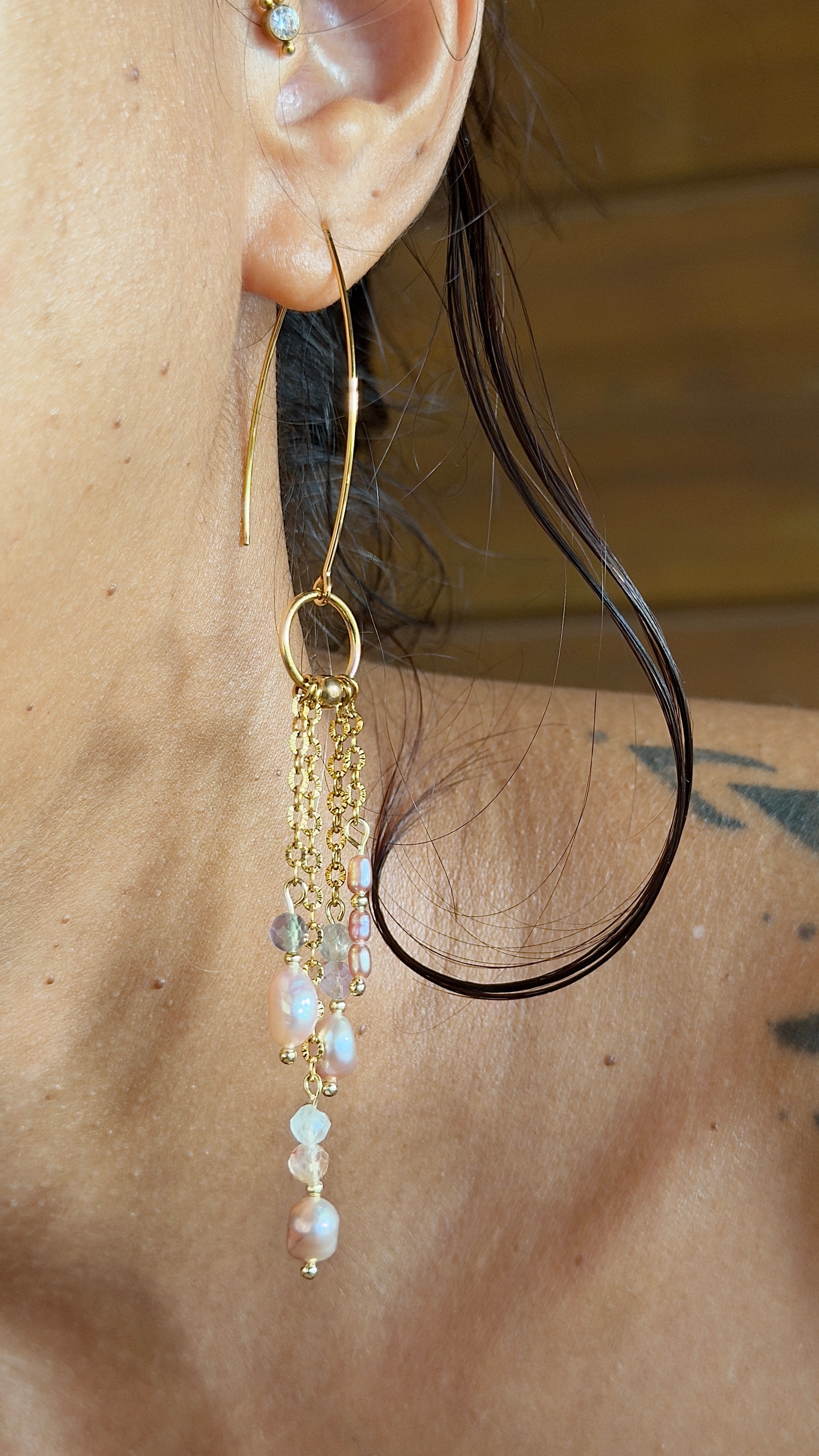 Boucles d’oreilles Liora – Fluorite et perles d’eau douce
