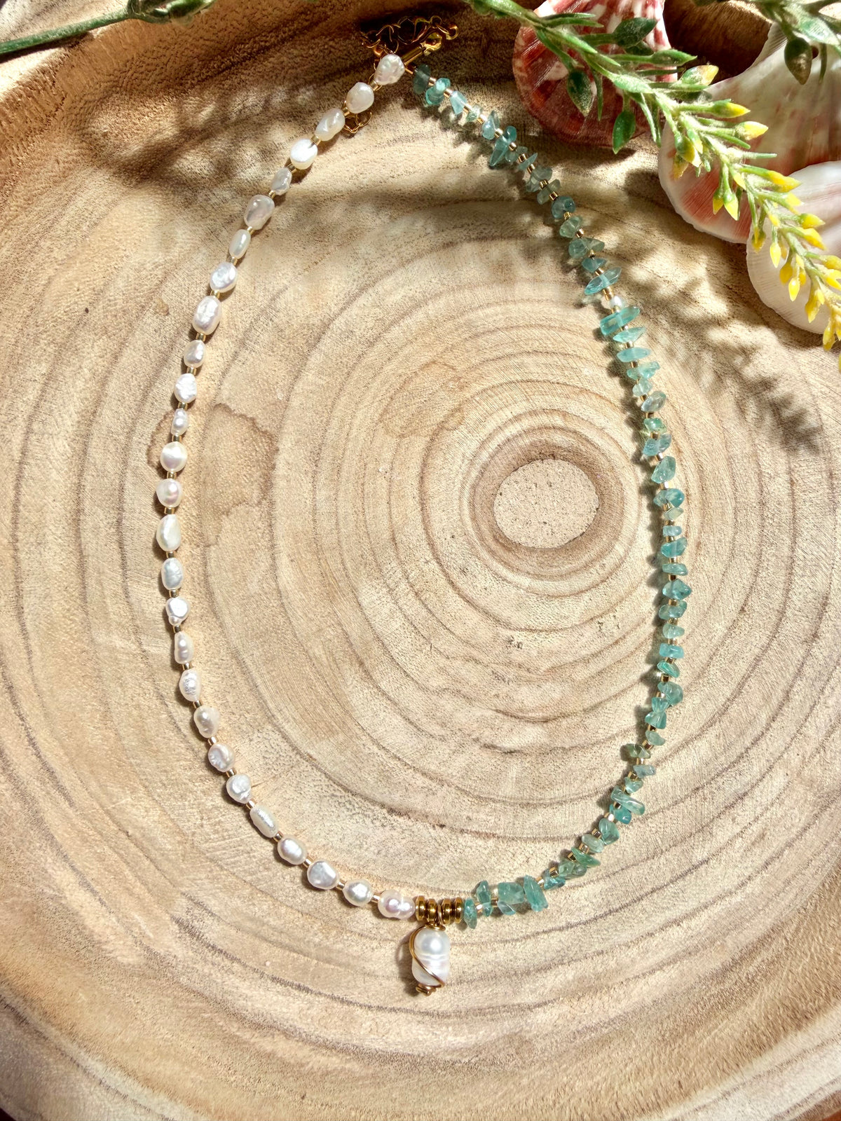 Collier Apatite Bleue & Perles d’Eau Douce – Perle
