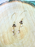 Boucles d’oreilles Énora – Grenat et perles d’eau douce