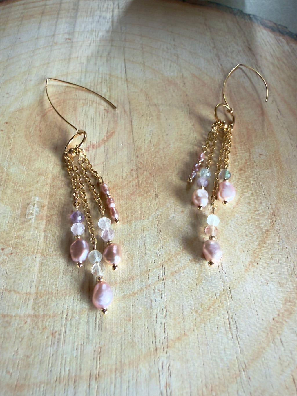 Boucles d’oreilles Liora – Fluorite et perles d’eau douce