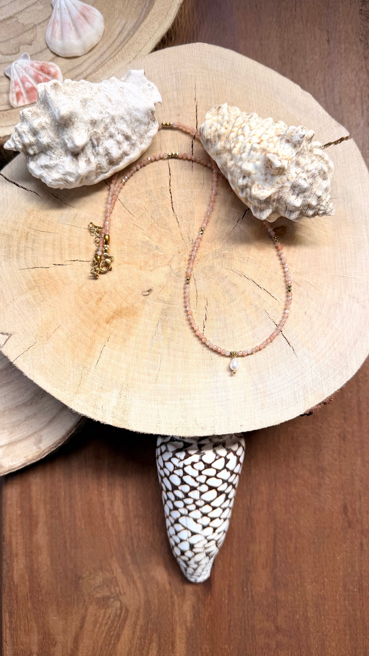 Collier Pierre du soleil & Perle d’eau douce
