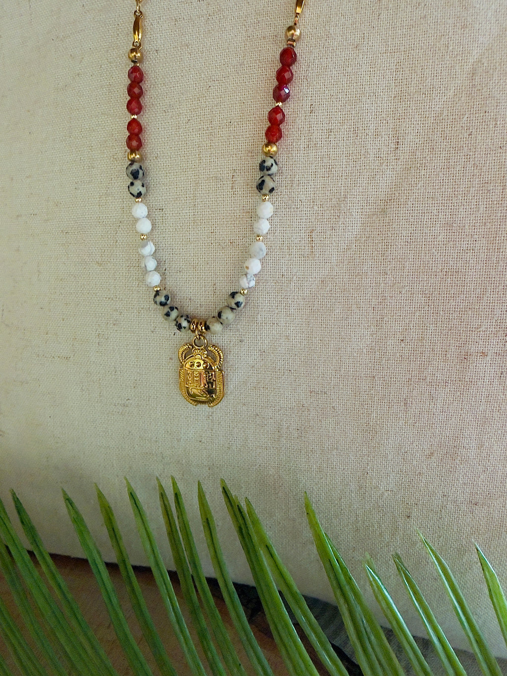 Collier Sora – Cornaline, jaspe dalmatien et howlite
