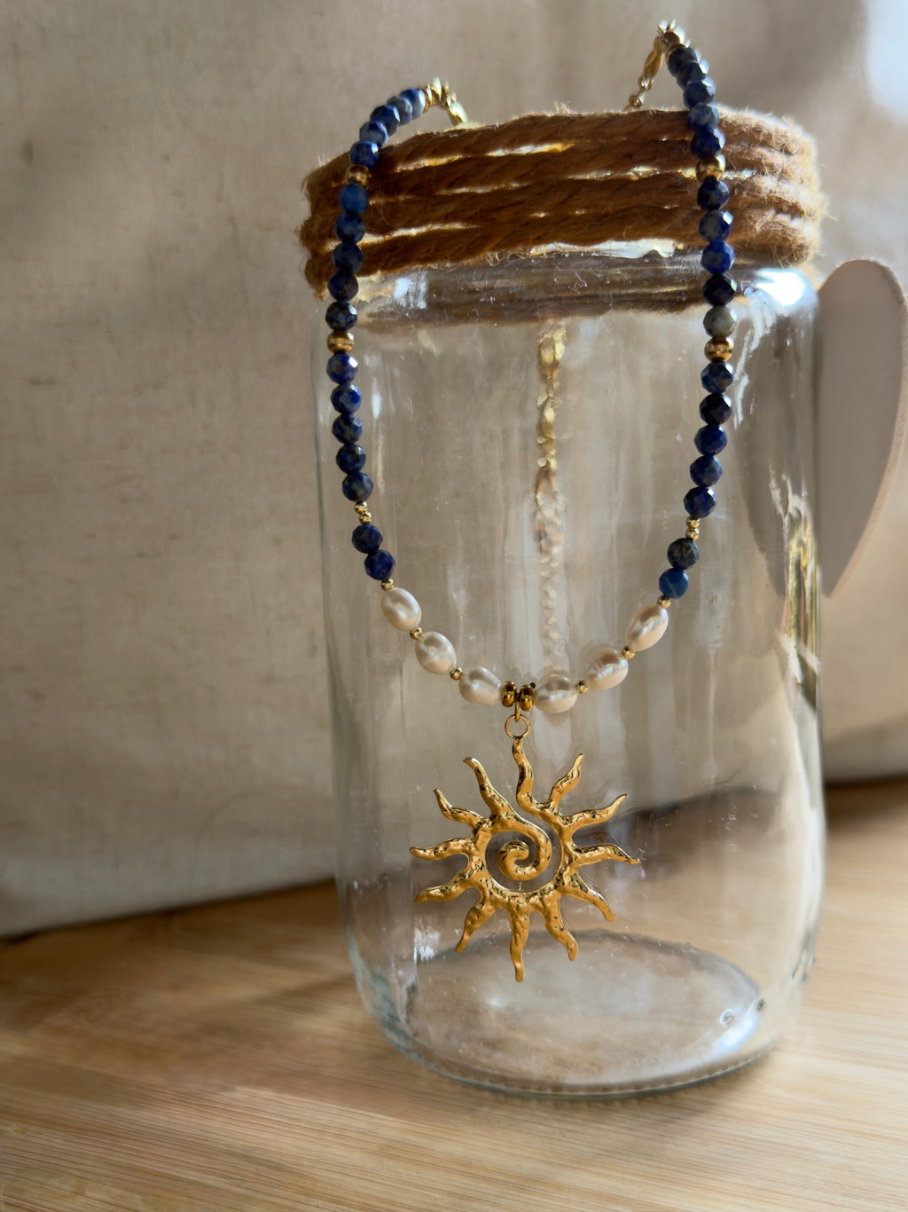 Collier Solea– Perles d’eau douce & Lapis-Lazuli- chaîne en acier inoxydable