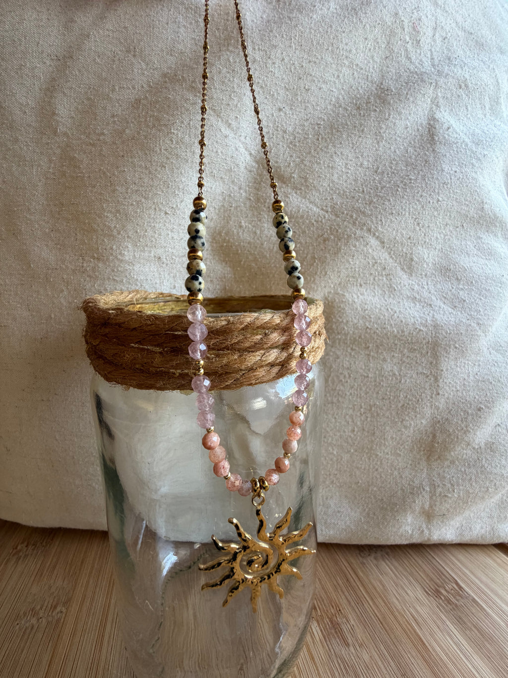 ✨ Collier Solaire Pierre du Soleil, Quartz Fraise & Jaspe Dalmatien – Acier Inoxydable
