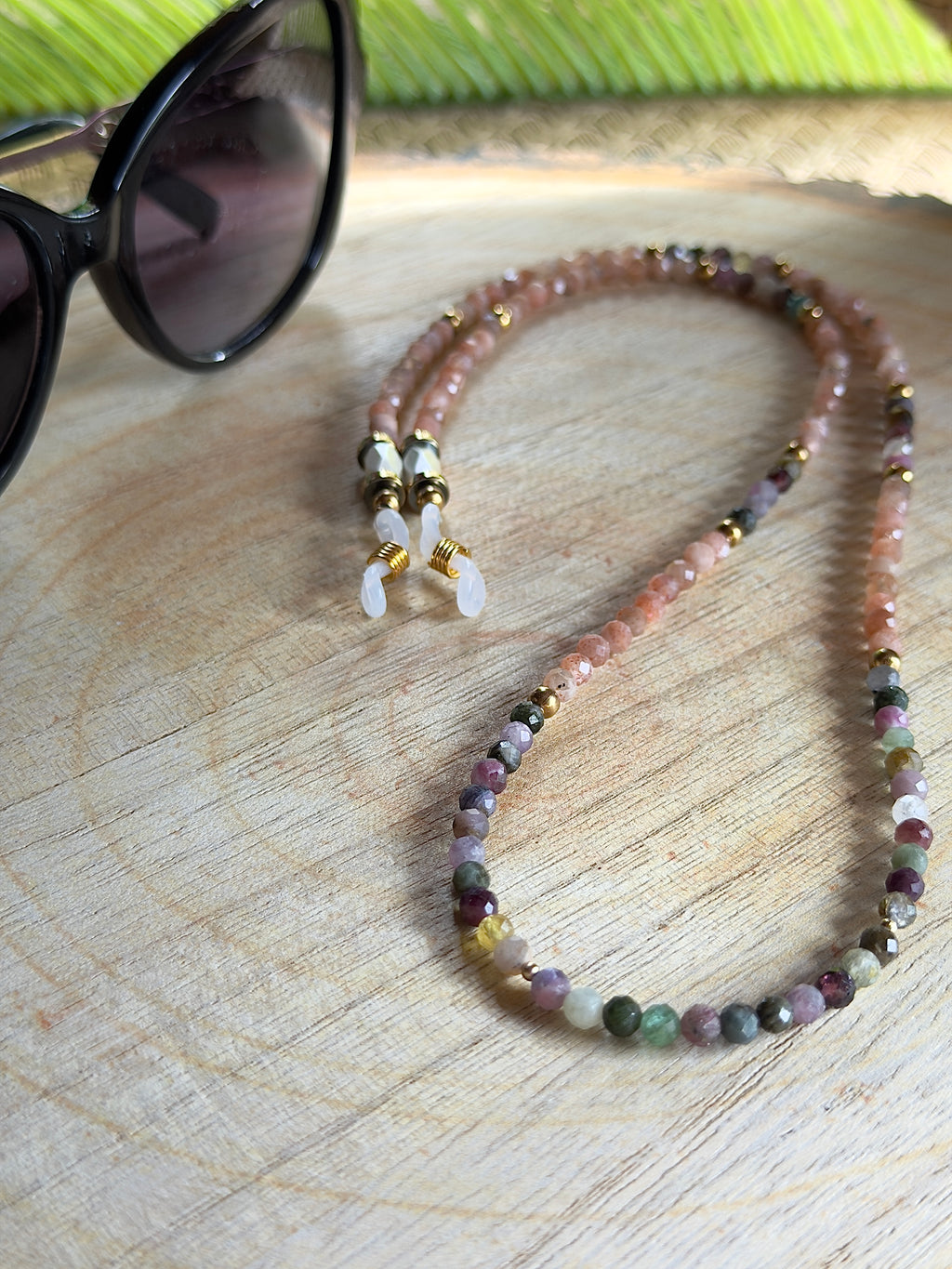 Chaîne de lunette Cléo - Pierre du soleil et tourmaline multicolore