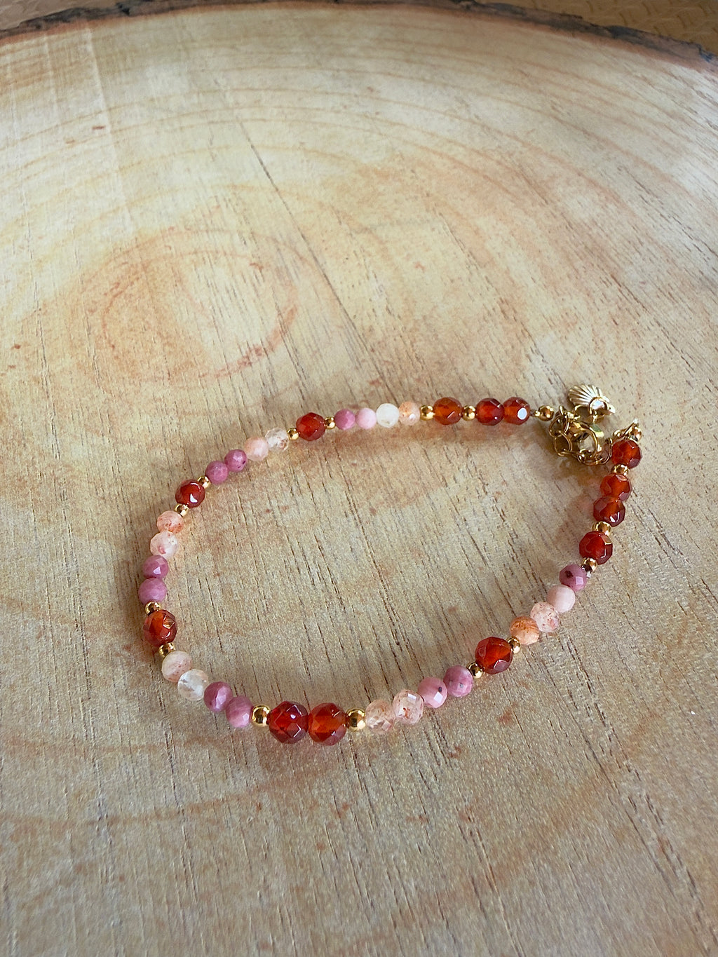 Bracelet en pierres naturelles cornaline, rhodonite et pierre du soleil – Eloria