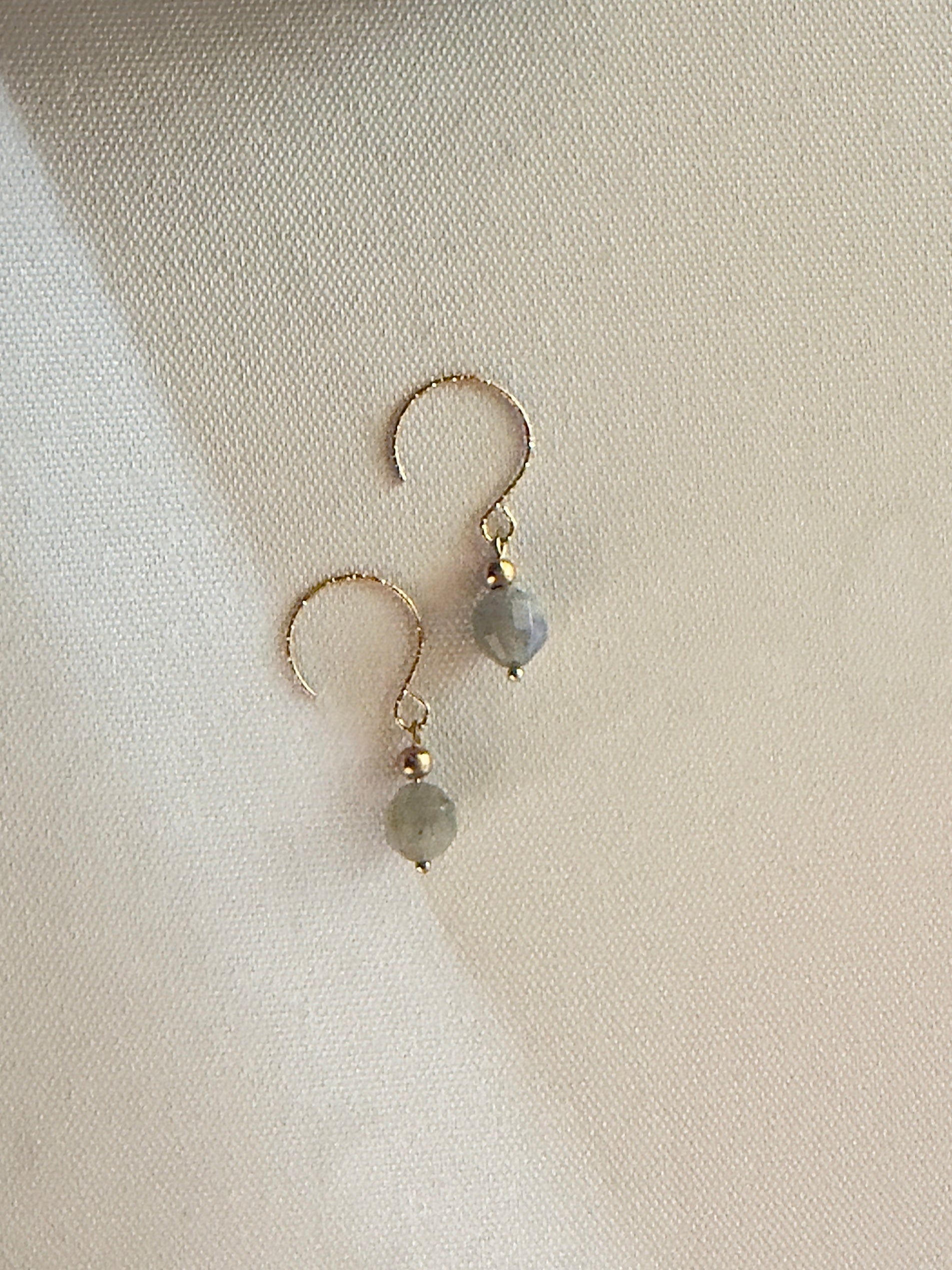 Les boucles Lauria - Labradorite