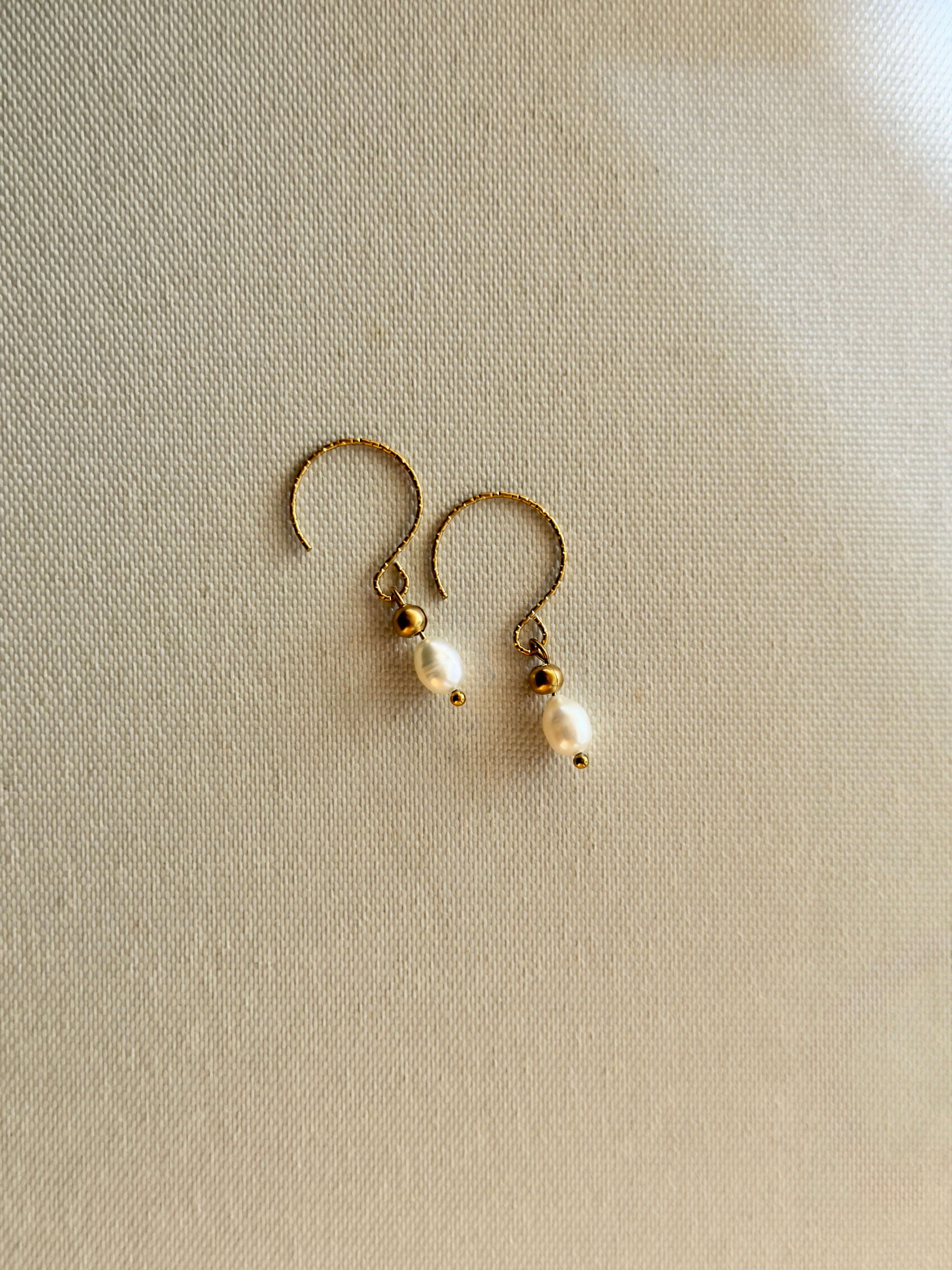 Les boucles Lya - Perles d'eau douce