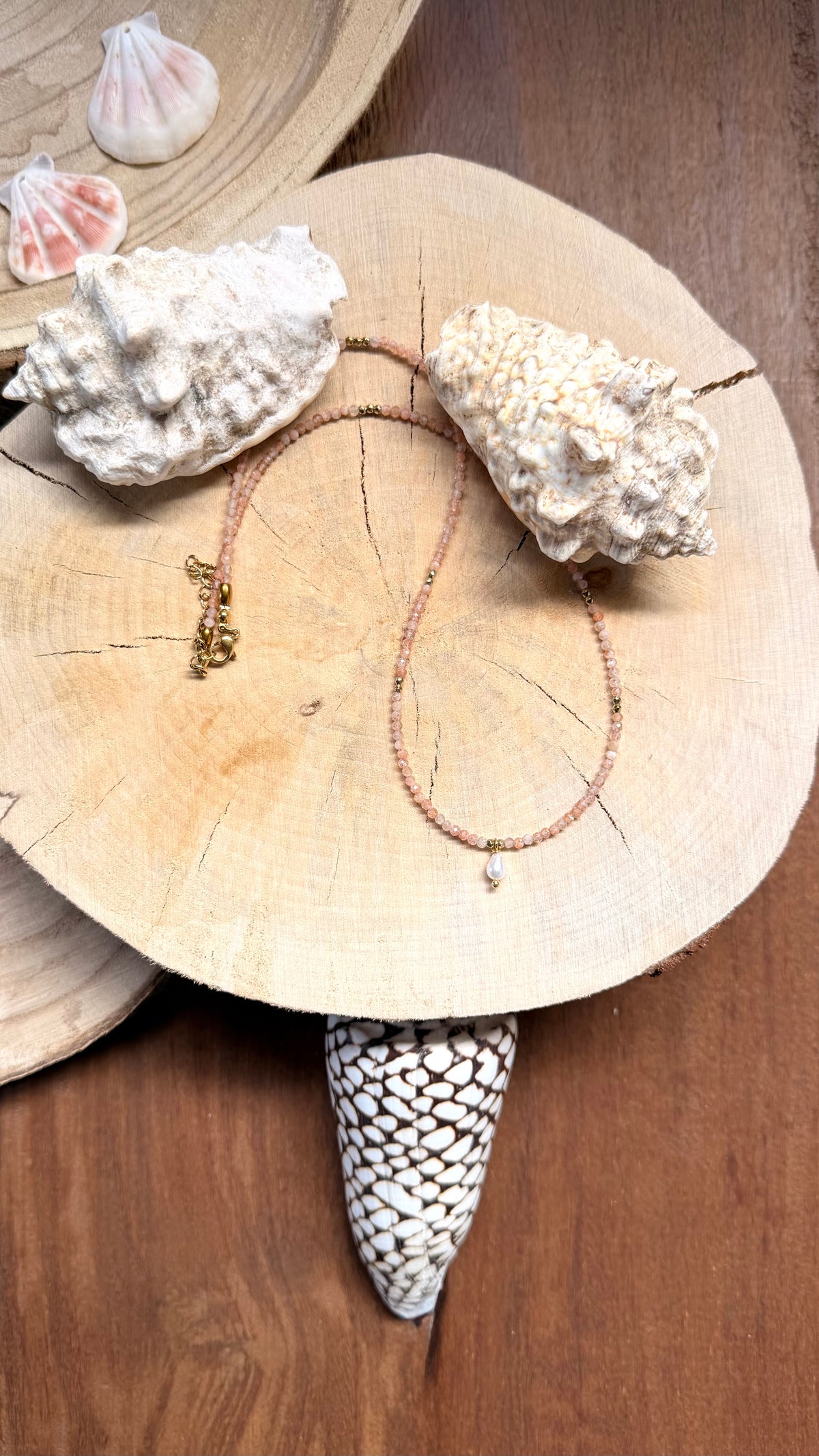 Collier Pierre du soleil & Perle d’eau douce