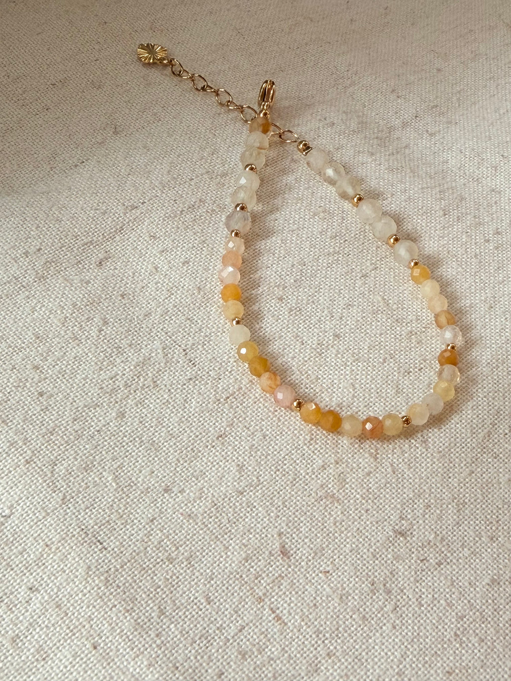 Bracelet en pierres naturelles pierre du soleil, aventurine jaune et citrine – Soléa