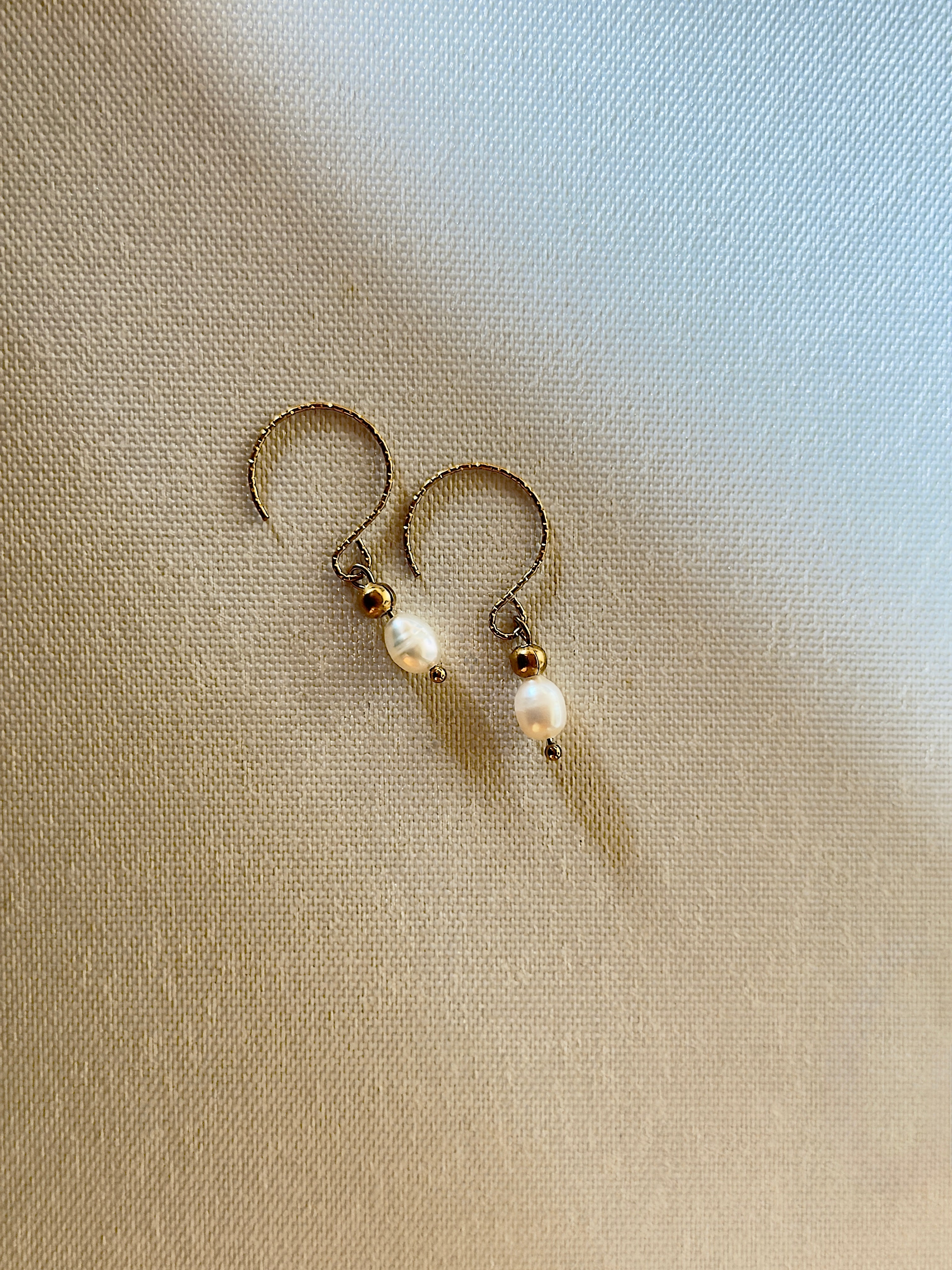 Les boucles Lya - Perles d'eau douce