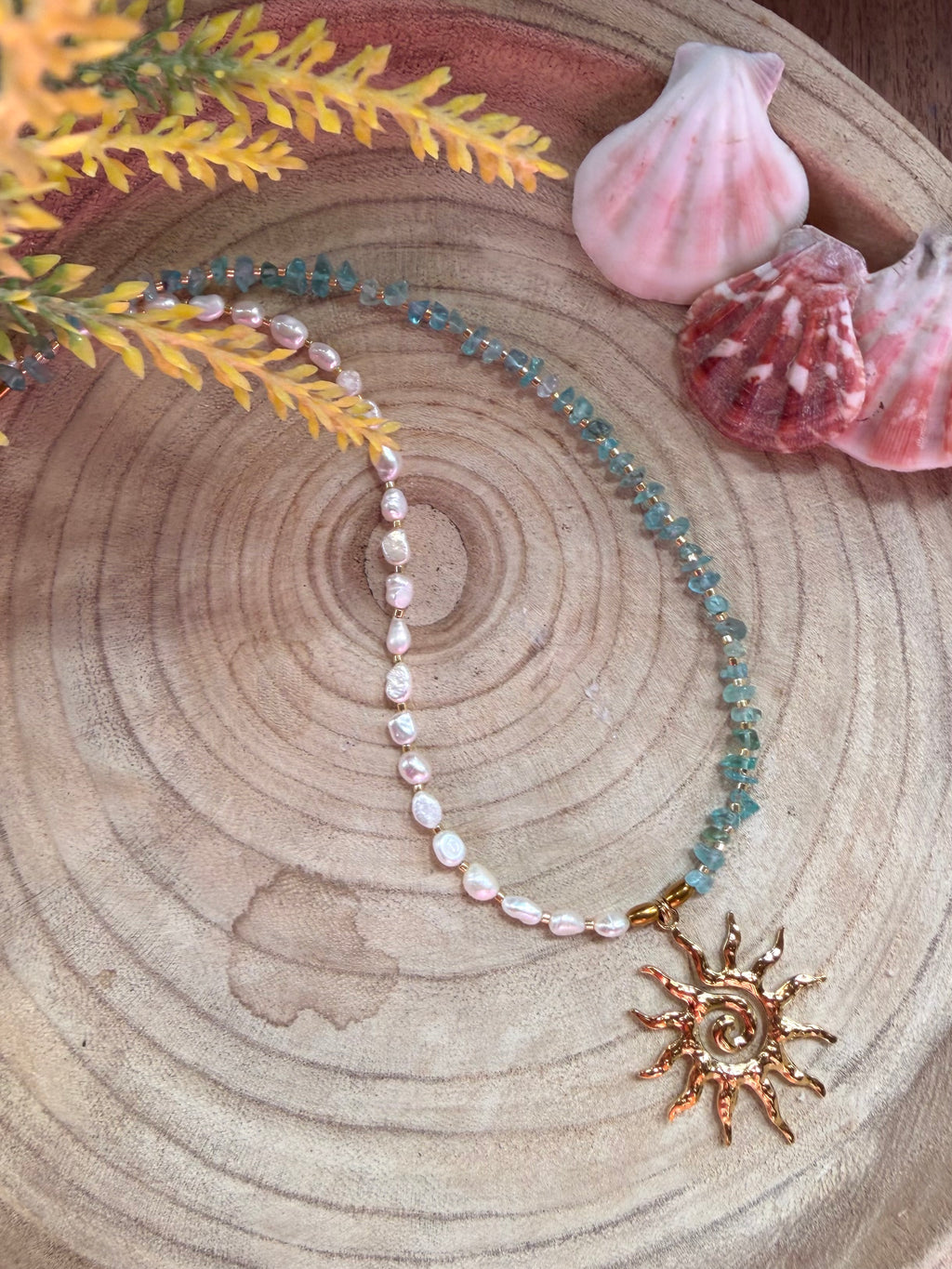 Collier Apatite Bleue & Perles d’Eau Douce – Soleil