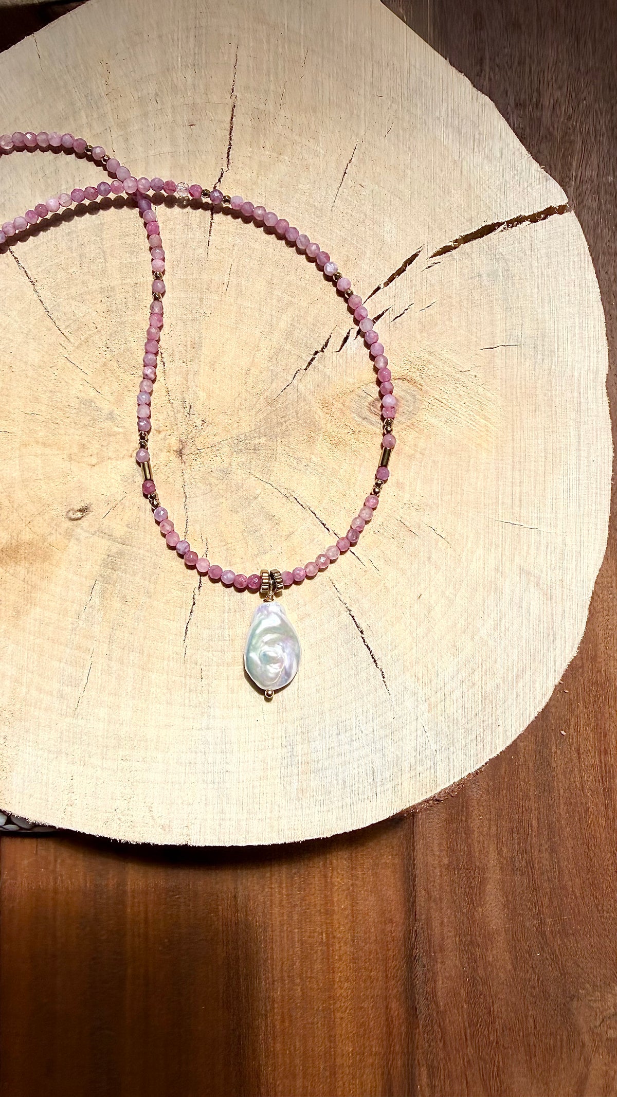 Collier Tourmaline rose & Perle d’eau douce baroque