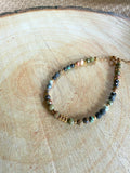 Bracelet en pierres naturelles turquoise africaine et unakite – Élina