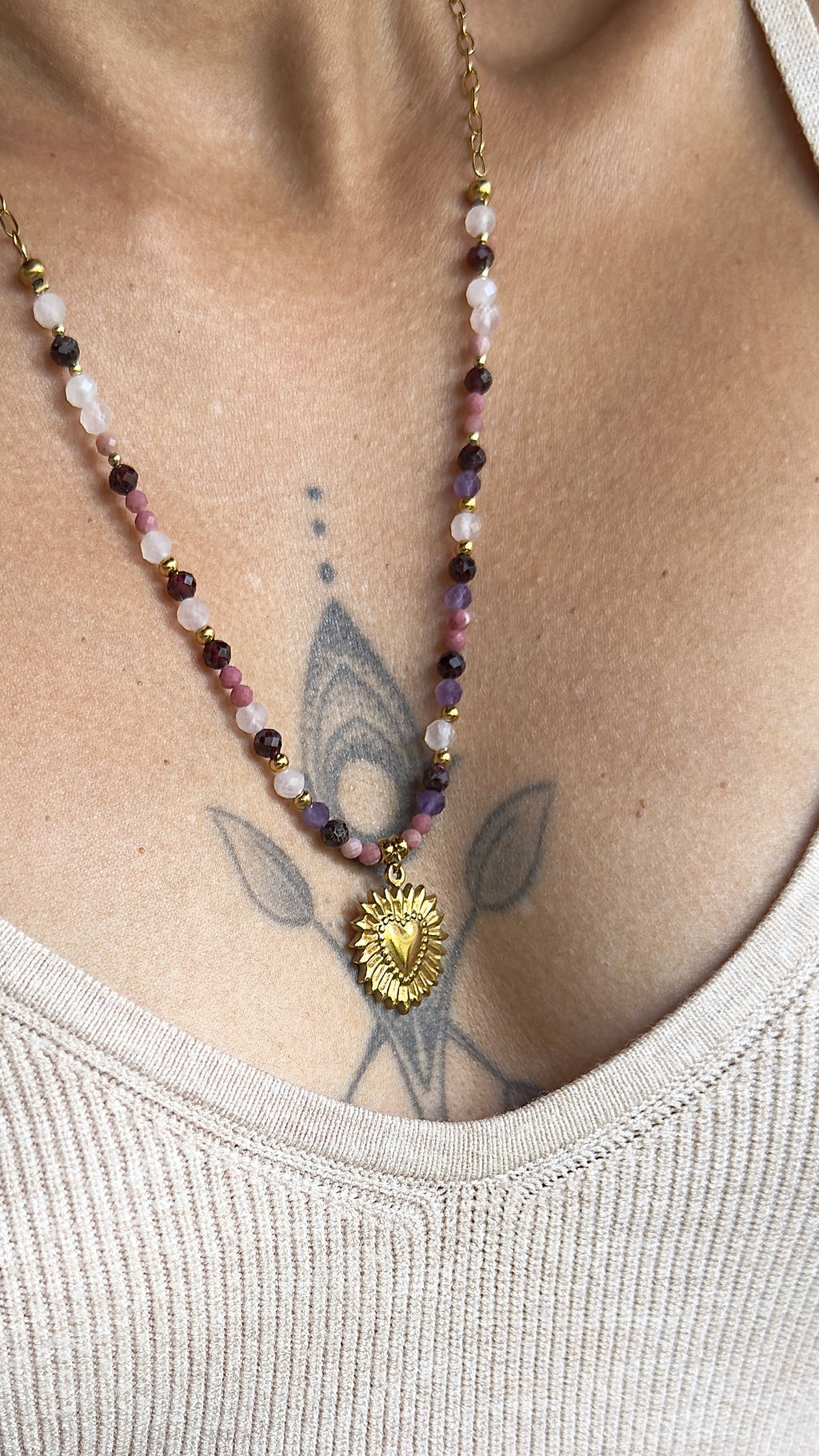 Collier Kalia – Quartz rose, rhodonite, grenat et améthyste