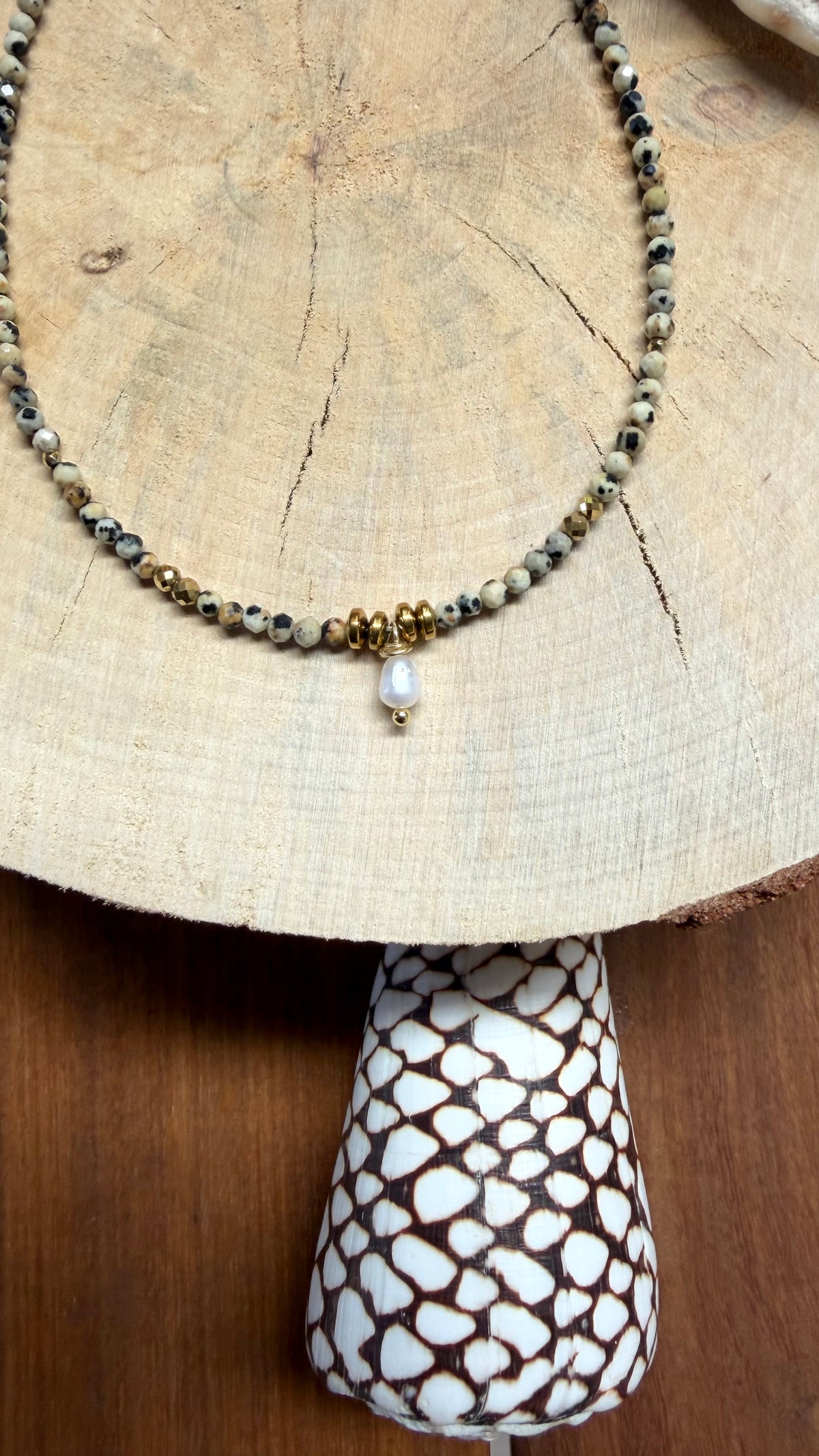 Collier Jaspe dalmatien & Perle d’eau douce