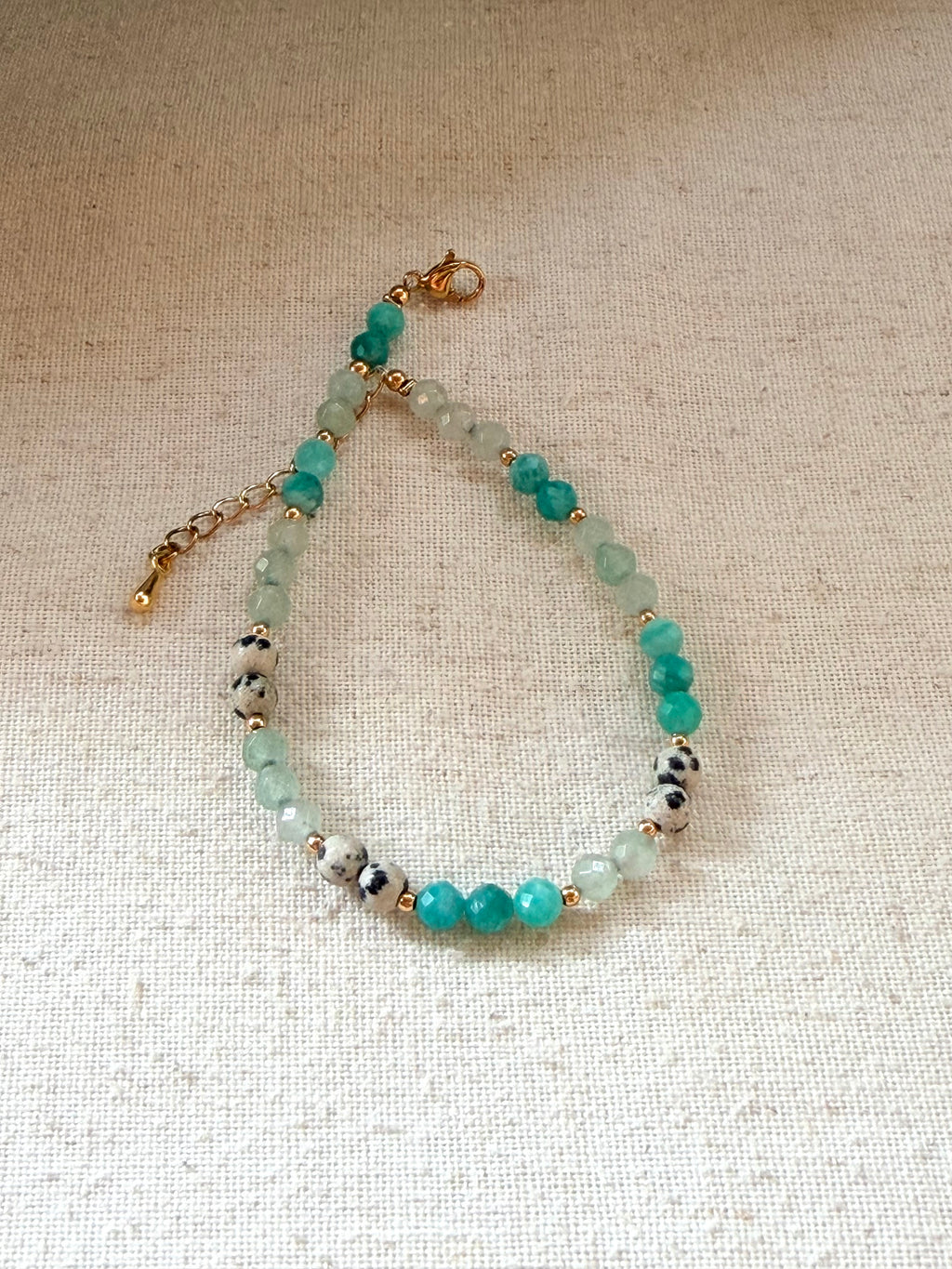 Bracelet en pierres naturelles jaspe dalmatien, amazonite et aventurine – Maïna