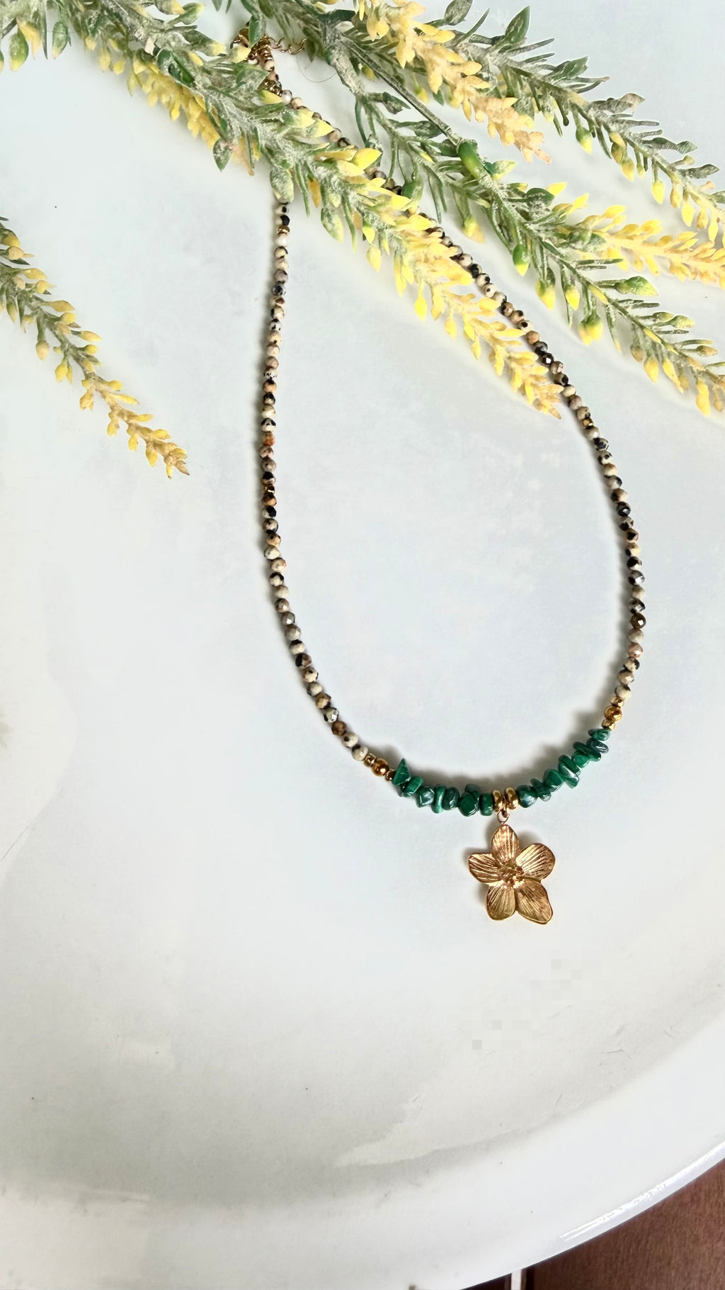 Collier Malachite & Jaspe Dalmatien – Mini Fleur