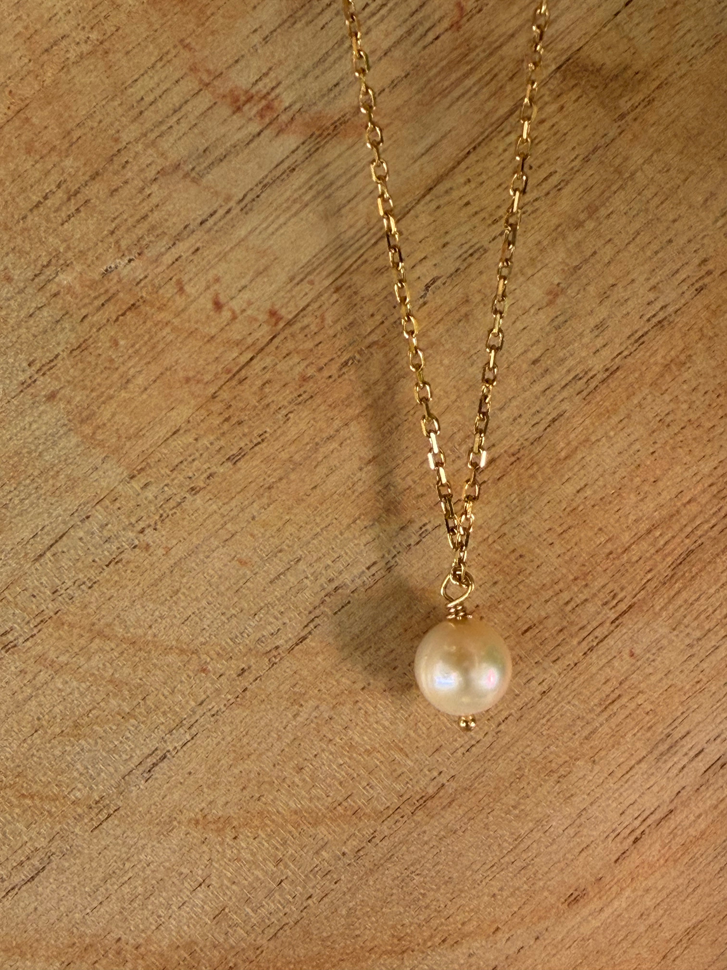Collier Nae
