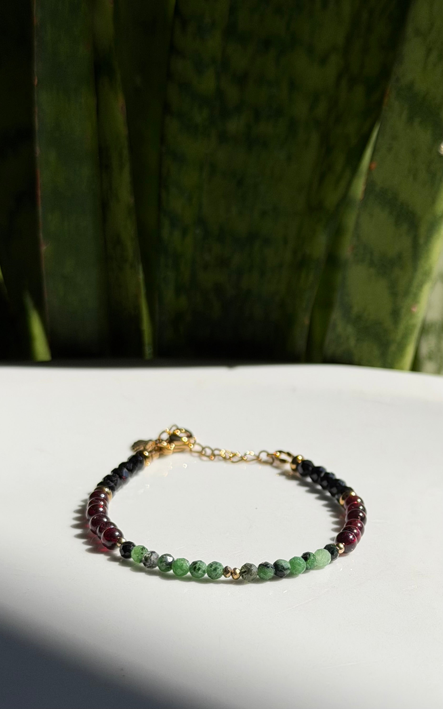 Bracelet Grenat - Zoisïte et Spinelle noire