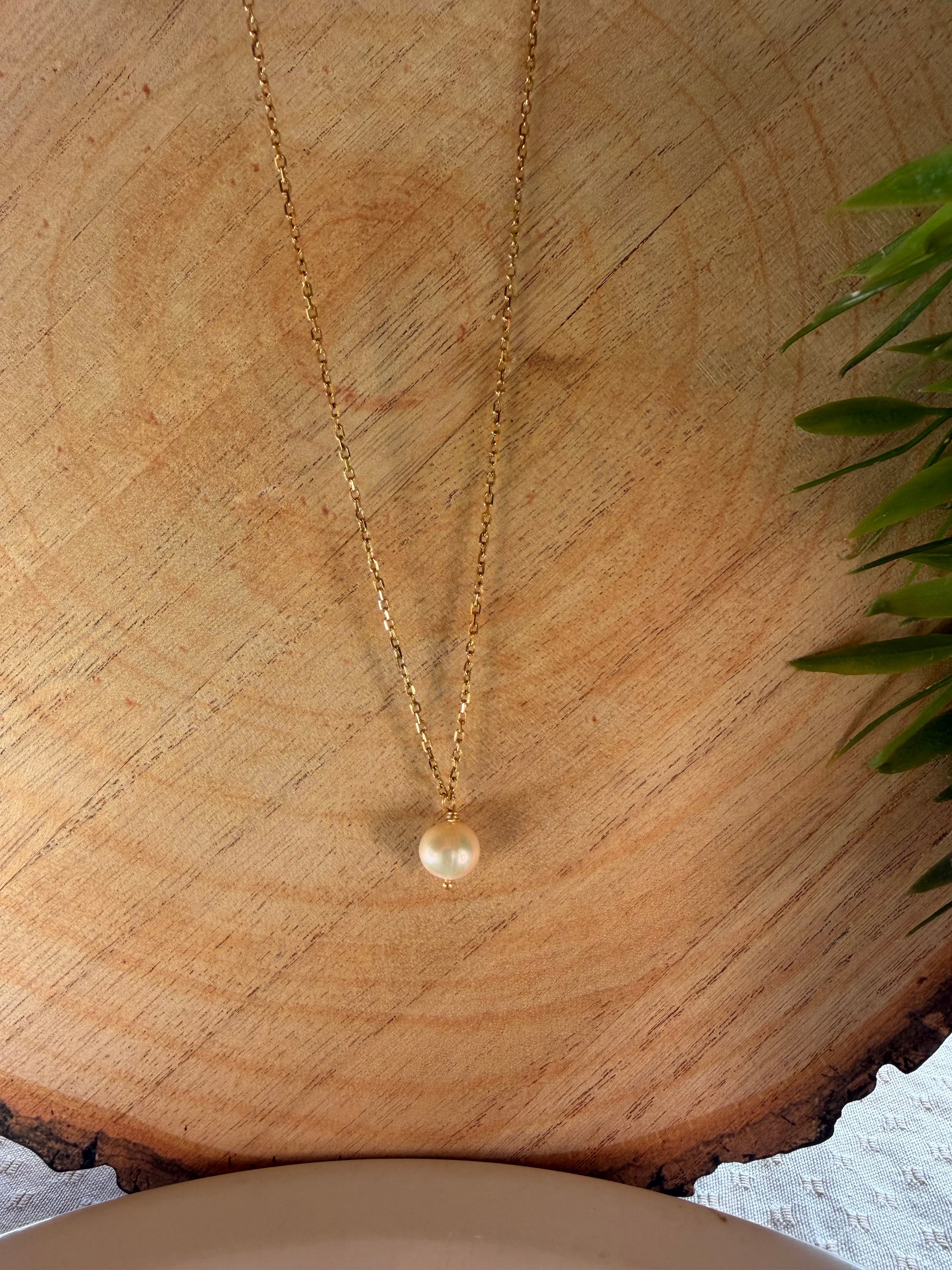 Collier Nae