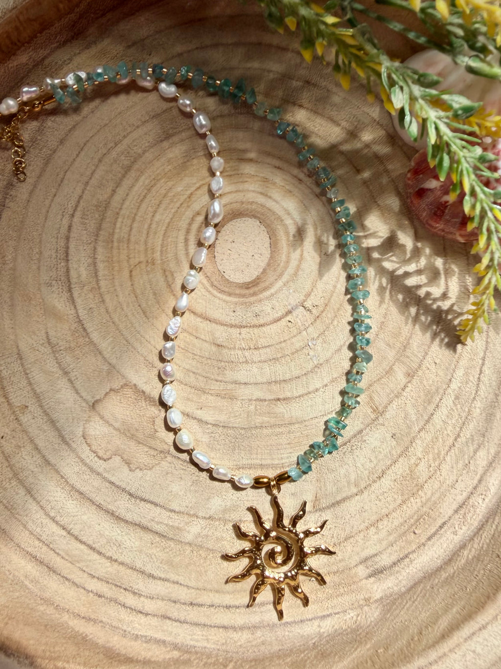 Collier Apatite Bleue & Perles d’Eau Douce – Soleil