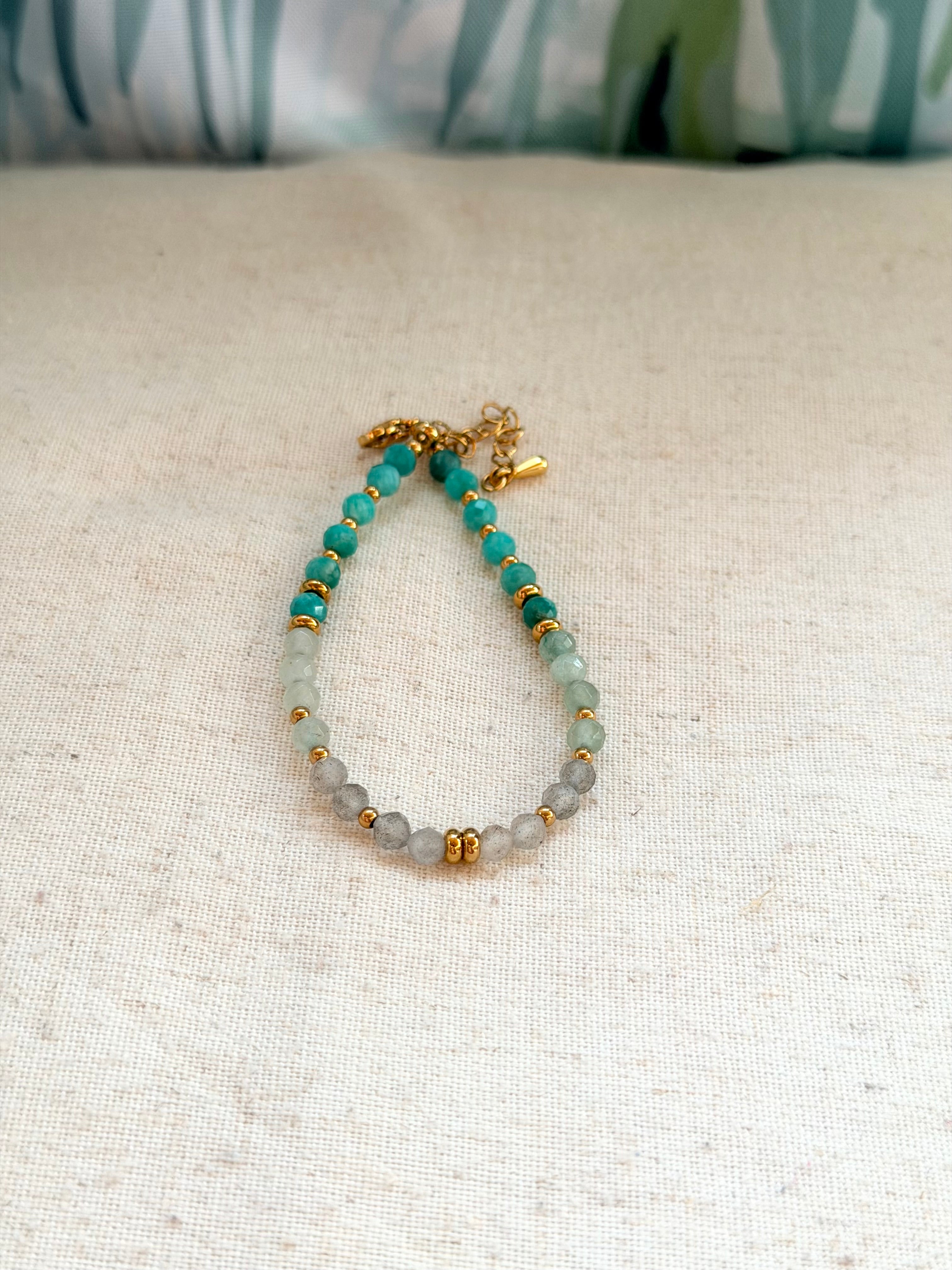Bracelet en pierres naturelles amazonite, aventurine et labradorite – Naïra