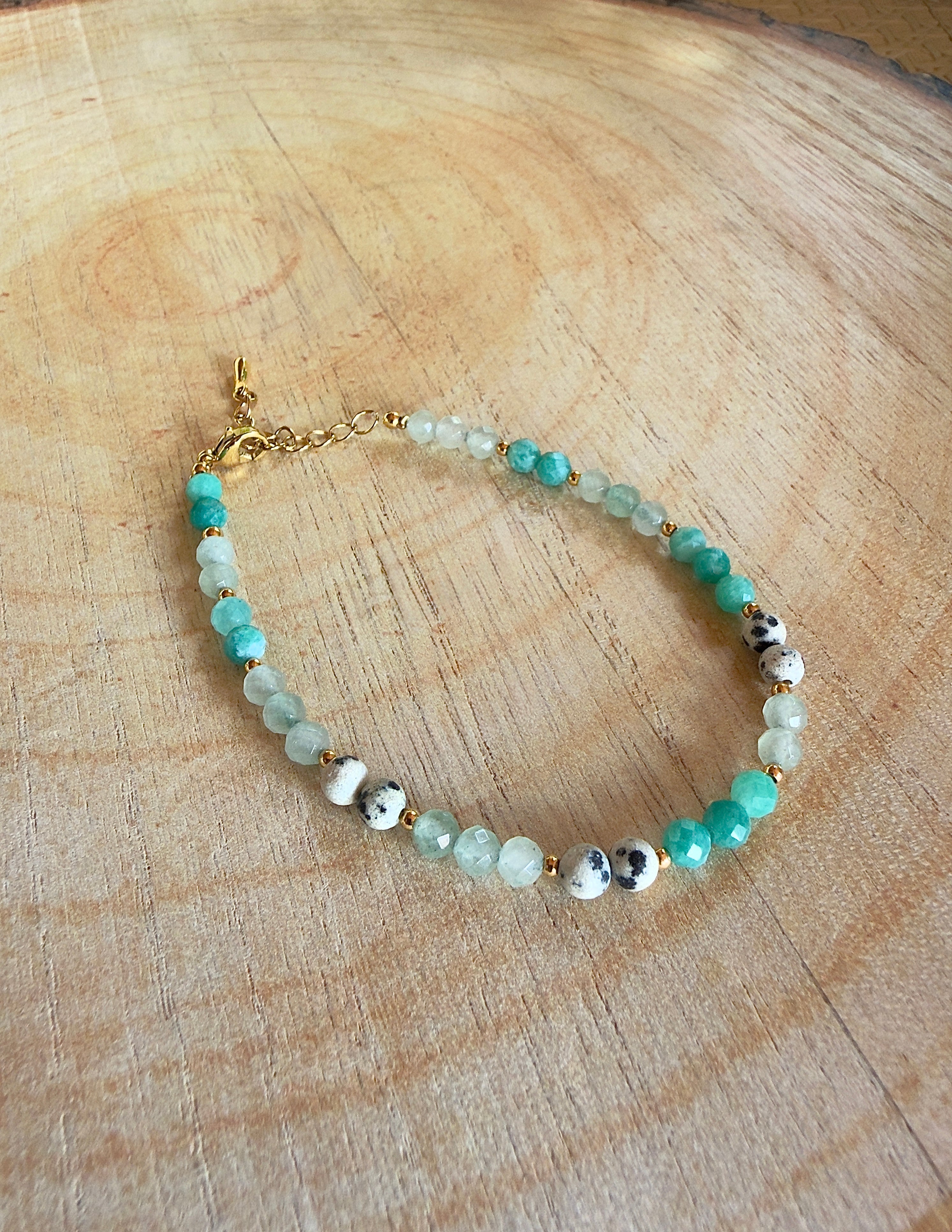 Bracelet en pierres naturelles jaspe dalmatien, amazonite et aventurine – Maïna