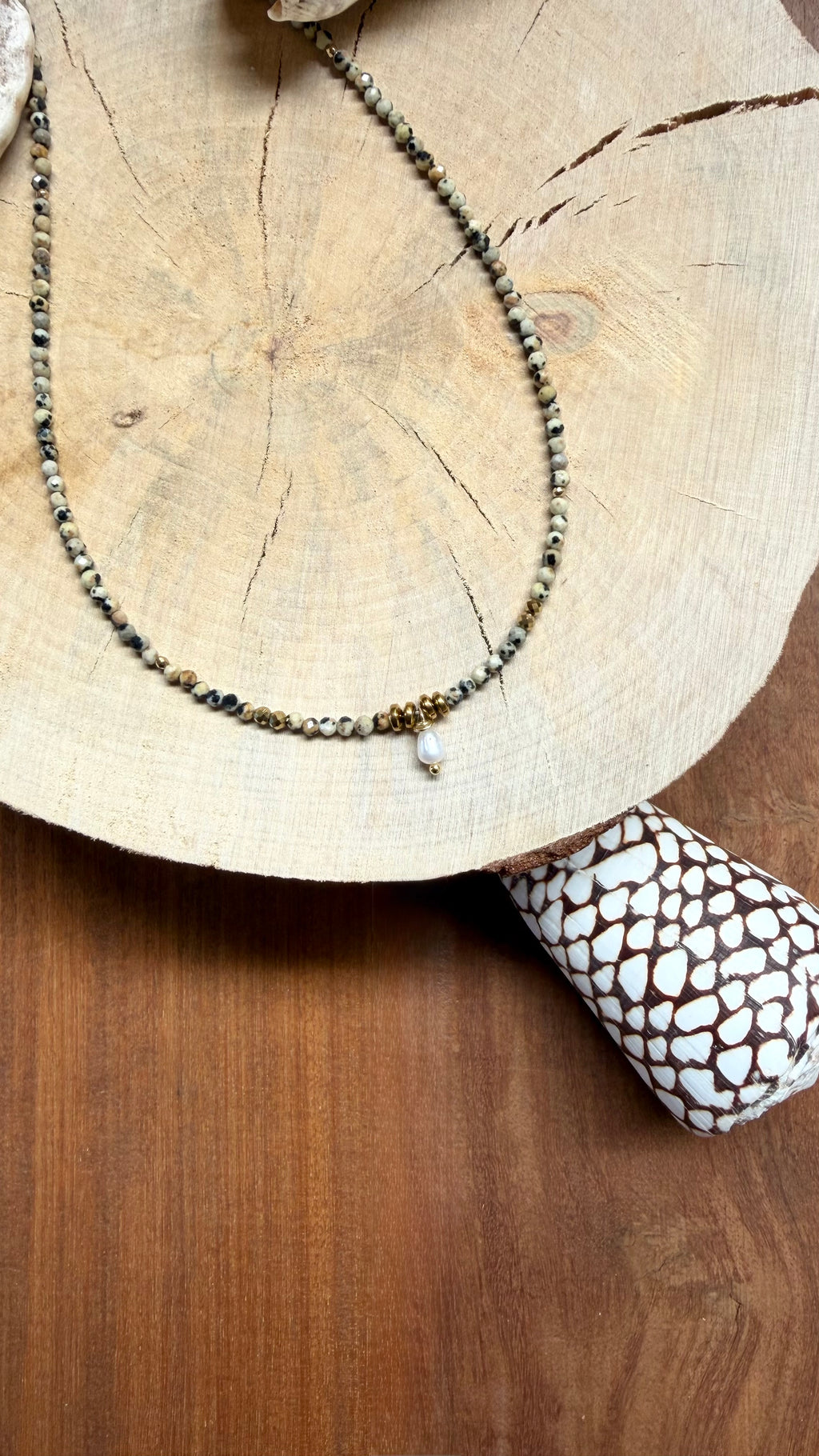 Collier Jaspe dalmatien & Perle d’eau douce