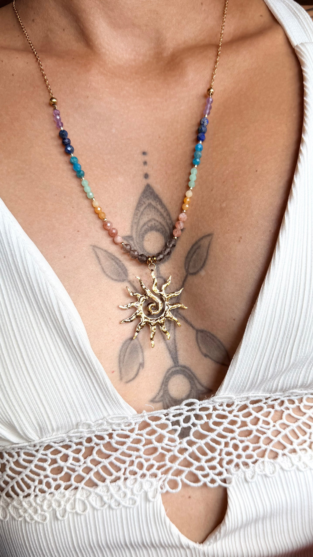 Collier Solaire – Équilibre des 7 Chakras