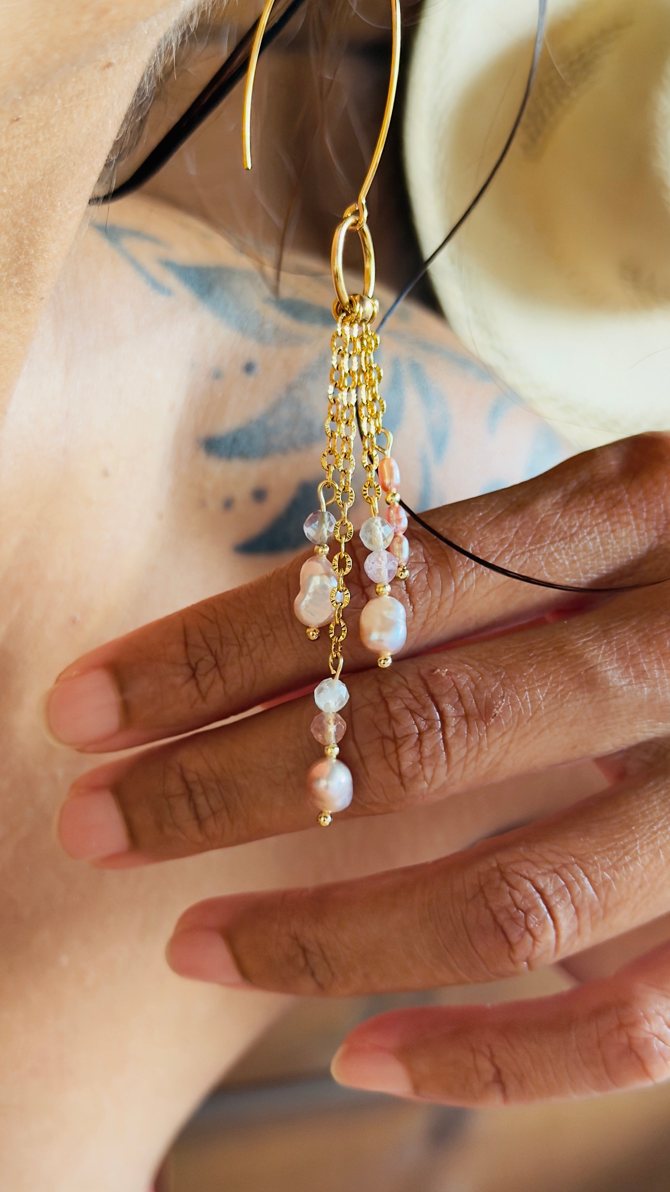 Boucles d’oreilles Liora – Fluorite et perles d’eau douce