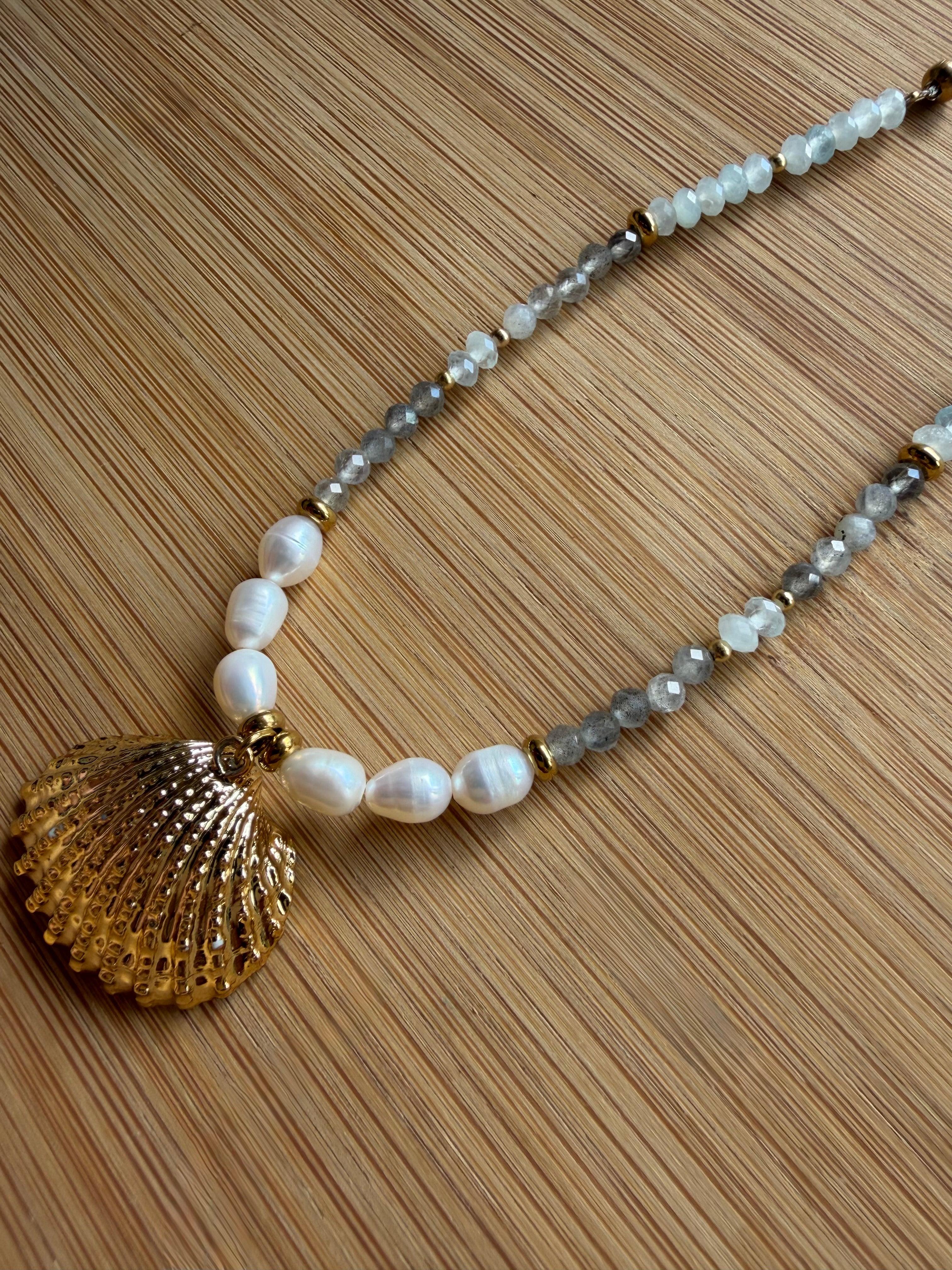 ✨ Collier Azura – Perles d’Eau Douce, Labradorite & Aigue-Marine