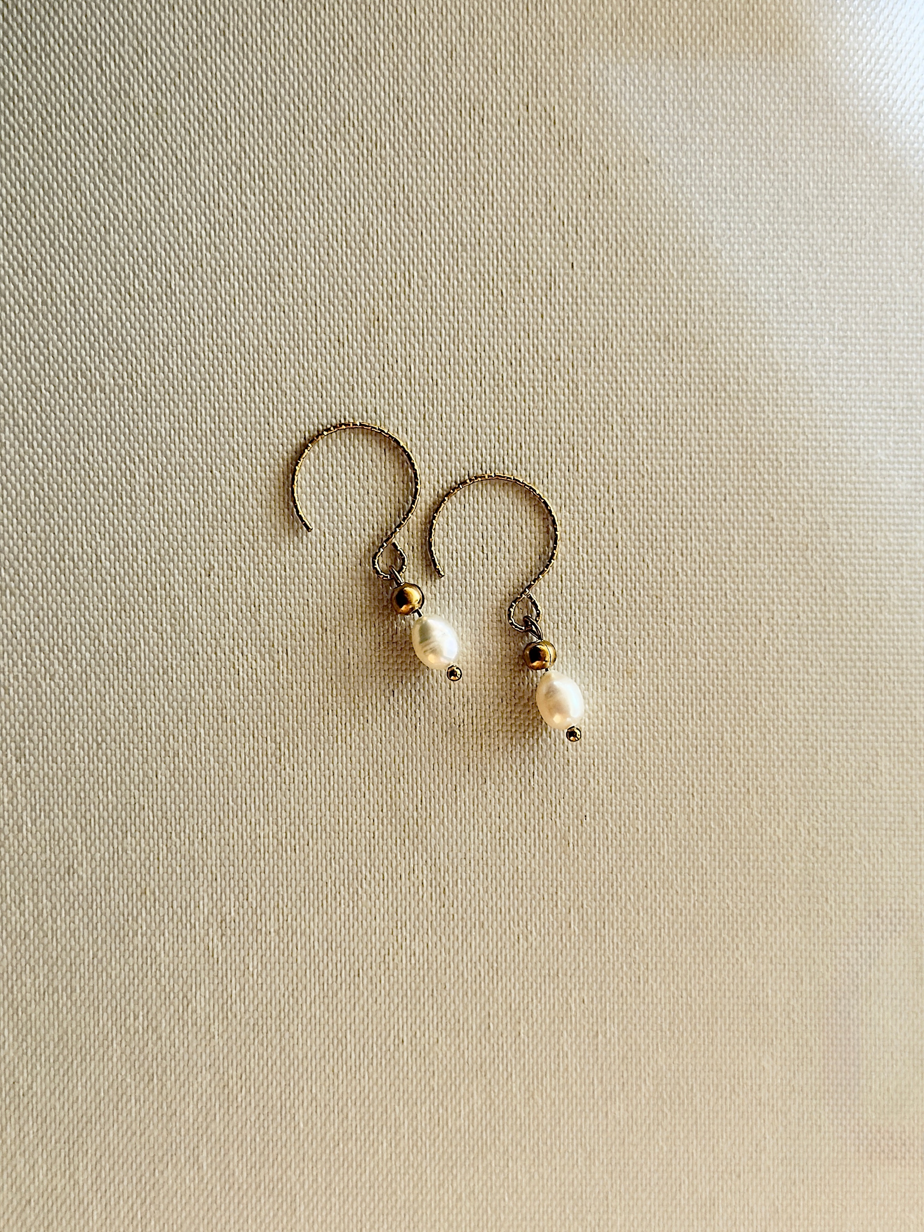 Les boucles Lya - Perles d'eau douce