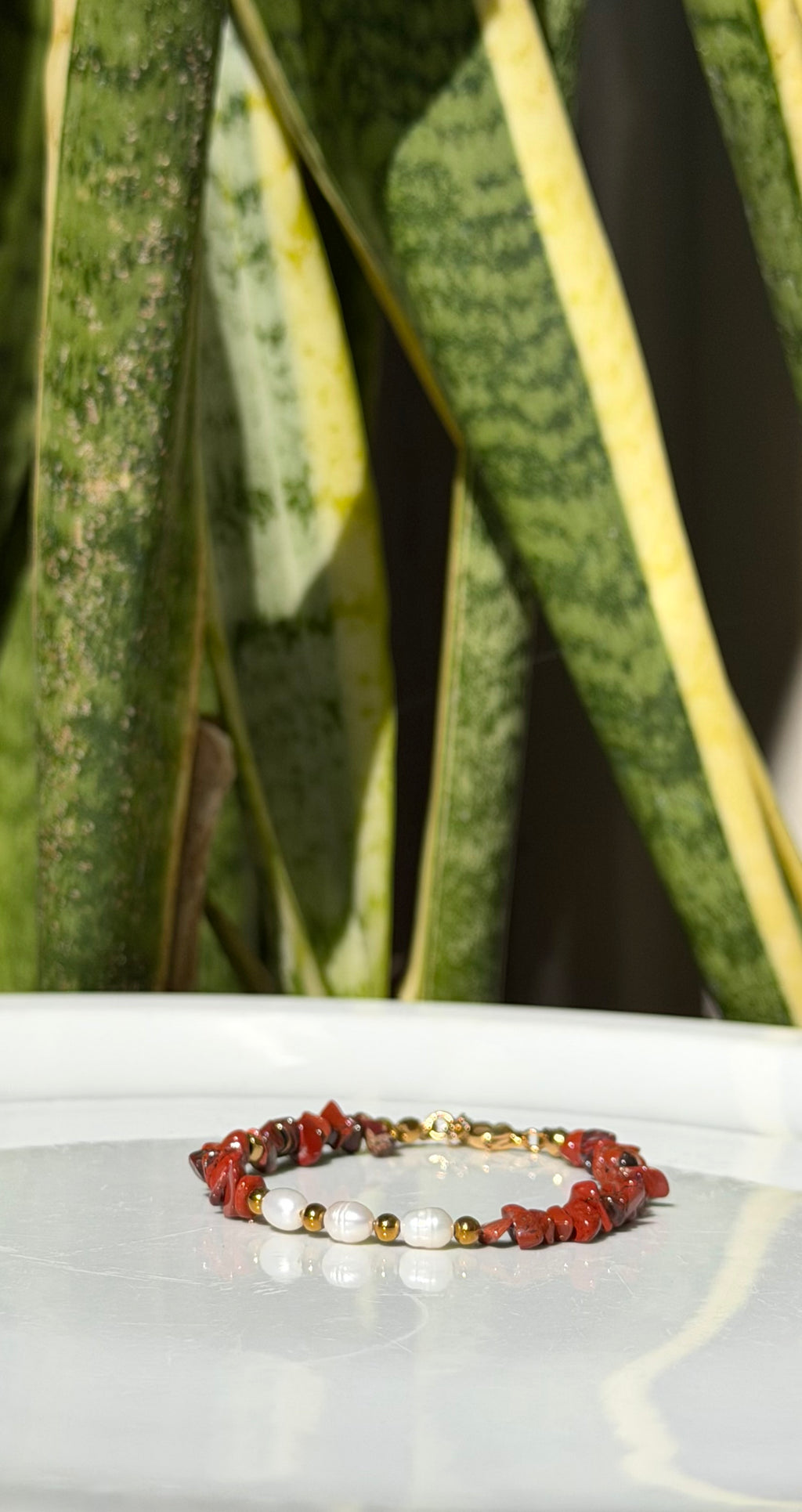 Bracelet Jaspe Rouge, Hématite Dorée & Perles d’Eau Douce