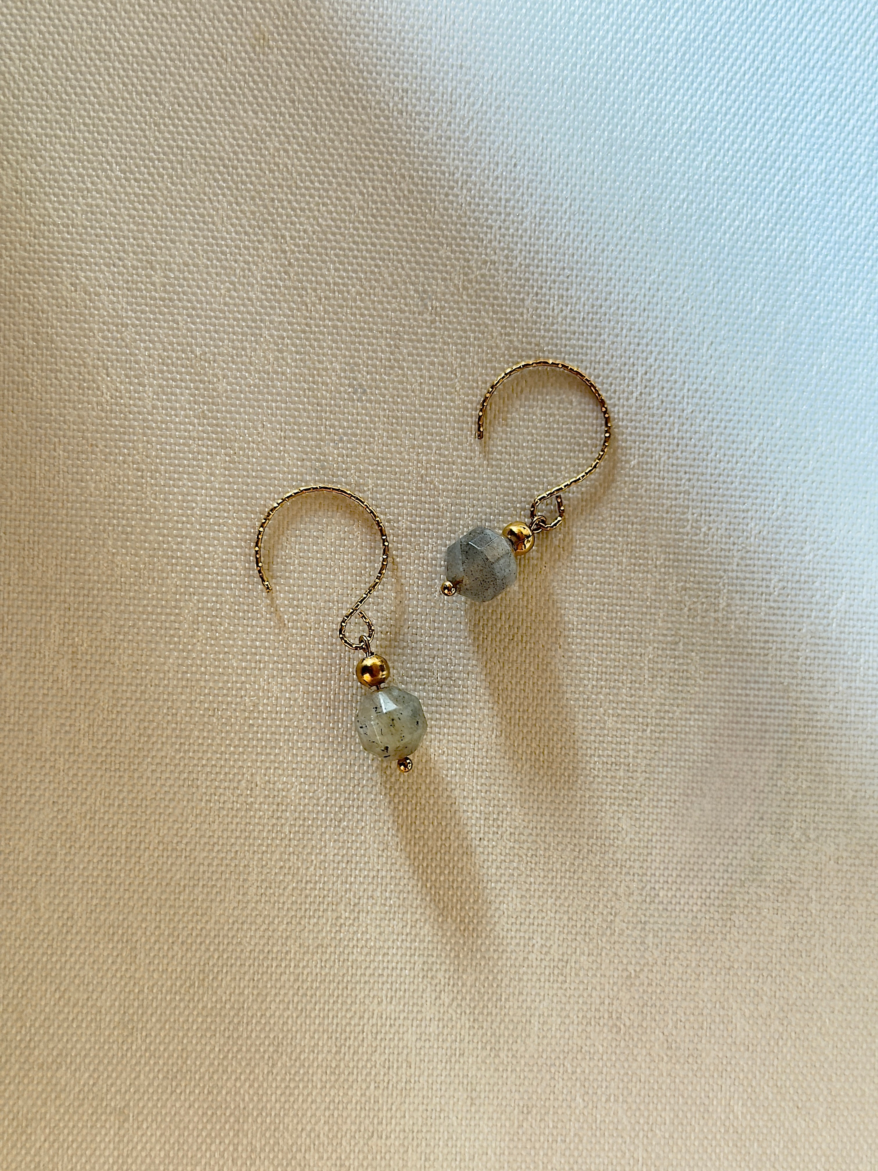 Les boucles Lauria - Labradorite