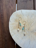 Boucles d’Oreilles Apatite Bleue, Perle d’Eau Douce & Coquillage