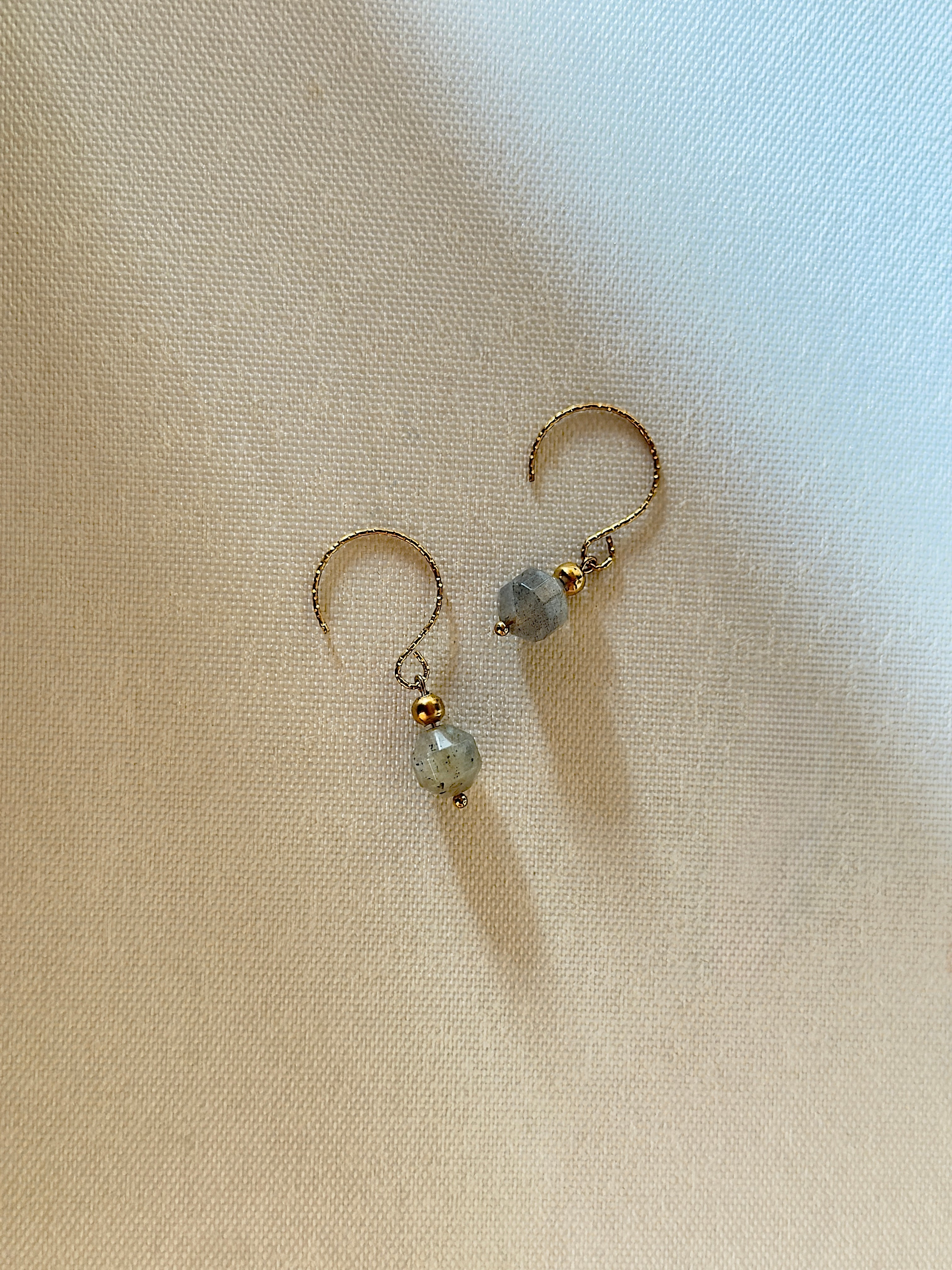 Les boucles Lauria - Labradorite