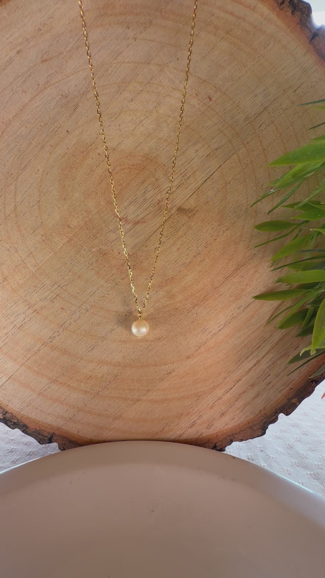 Collier Nae