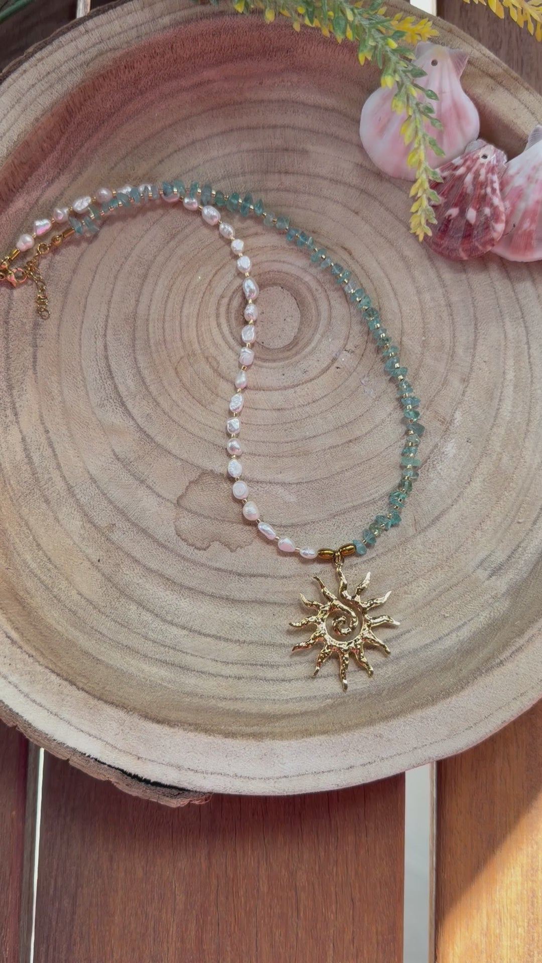 Collier Apatite Bleue & Perles d’Eau Douce – Soleil