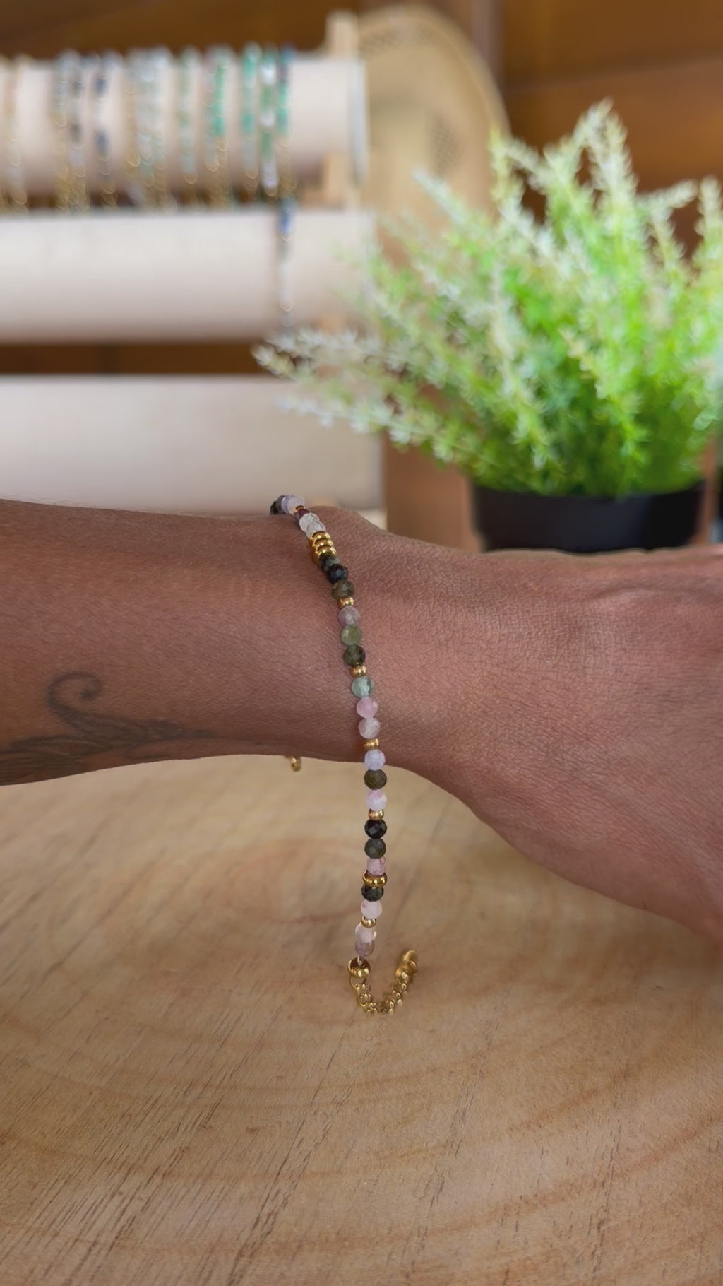 Bracelet en pierres naturelles tourmaline multicolore – Mélia