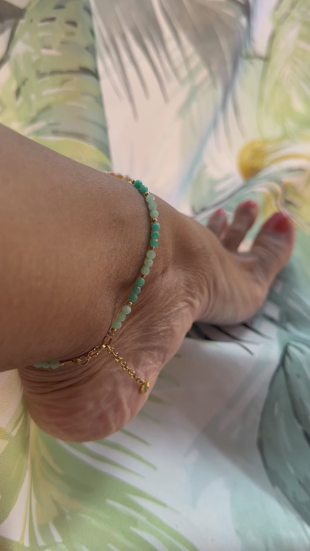 Chaîne de cheville Mila – Jade, amazonite et perles d’eau douce